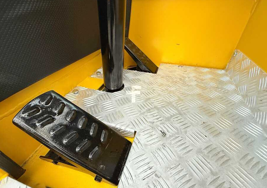 4-way reach truck Combilift C5000 / TRIPLEX 7500MM / WIDE FORK POSITIONER / FREE LIFT / NEW TYRES / HEATED CABIN: picture 14