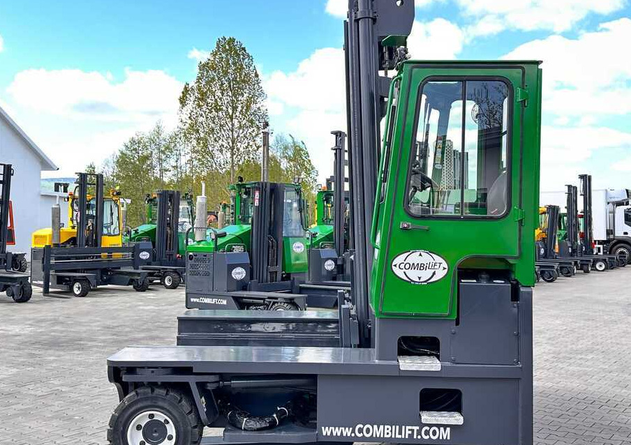 Combilift C8000 / DIESEL / 4600MM / DUPLEX / KUBOTA / EXCELLENT CONDITION - 4-way reach truck: picture 3 Combilift C8000 / DIESEL / 4600MM / DUPLEX / KUBOTA / EXCELLENT CONDITION - 4-way reach truck: picture 3