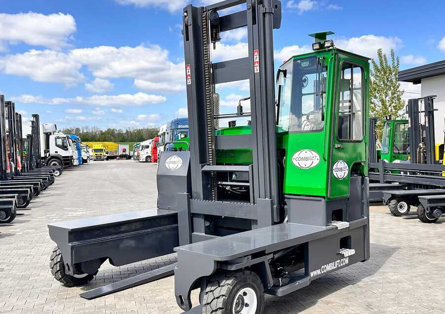 Combilift C8000 / DIESEL / 4600MM / DUPLEX / KUBOTA / EXCELLENT CONDITION - 4-way reach truck: picture 2 Combilift C8000 / DIESEL / 4600MM / DUPLEX / KUBOTA / EXCELLENT CONDITION - 4-way reach truck: picture 2