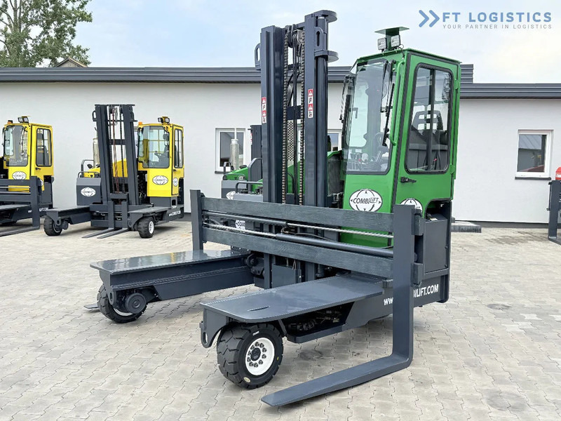 Combilift Combilift C4500 / DIESEL / DUPLEX 4000MM / WIDE FORK POSITIONER / HEATING / FULL CABIN / PERFECT CONDITION / Wide range of four- - 4-way reach truck: picture 2 Combilift Combilift C4500 / DIESEL / DUPLEX 4000MM / WIDE FORK POSITIONER / HEATING / FULL CABIN / PERFECT CONDITION / Wide range of four- - 4-way reach truck: picture 2