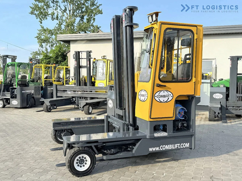 Combilift Combilift FOUR-WAY MULTIDIRECTIONAL FORKLIFT C4000 / GAS / DUPLEX 4500MM / ONLY 6604 HOURS / SIDE SHIFT / FULL CABIN / PERFECT C - 4-way reach truck: picture 3 Combilift Combilift FOUR-WAY MULTIDIRECTIONAL FORKLIFT C4000 / GAS / DUPLEX 4500MM / ONLY 6604 HOURS / SIDE SHIFT / FULL CABIN / PERFECT C - 4-way reach truck: picture 3