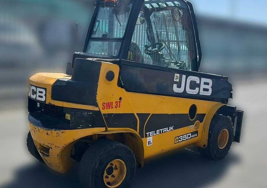 JCB TLT35D / 4X4 / DIESEL / 4100MM / CABIN / LIKE NEW - Telescopic handler: picture 1 JCB TLT35D / 4X4 / DIESEL / 4100MM / CABIN / LIKE NEW - Telescopic handler: picture 1