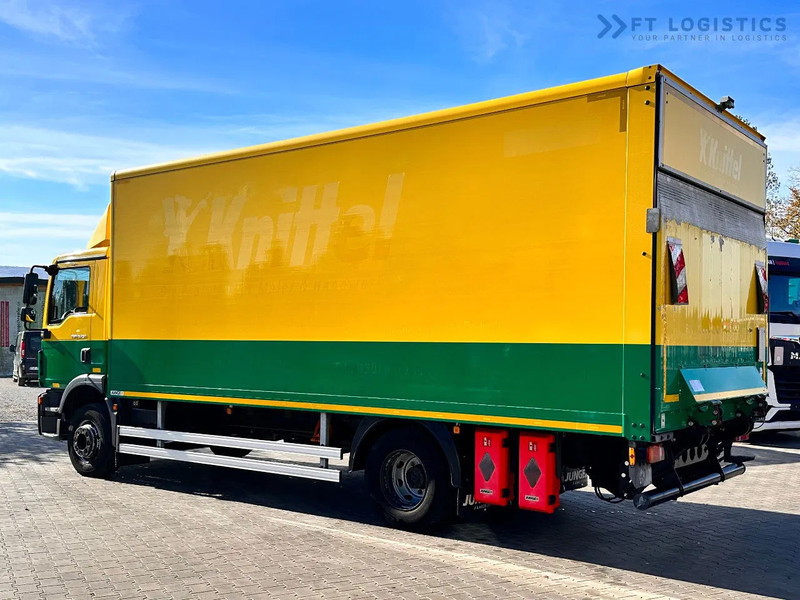 MAN TGM 15.250 MAN TGM 15.250 4X2 / CONTAINER - 16 PALLETS / TAIL LIFT / TIRES 80% / PERFECT CONDITION - Box truck: picture 4 MAN TGM 15.250 MAN TGM 15.250 4X2 / CONTAINER - 16 PALLETS / TAIL LIFT / TIRES 80% / PERFECT CONDITION - Box truck: picture 4