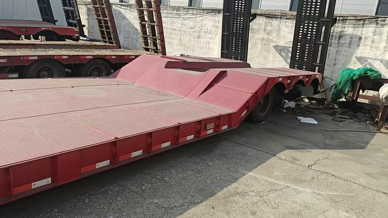 40-150 tons - Low loader semi-trailer: picture 3 40-150 tons - Low loader semi-trailer: picture 3
