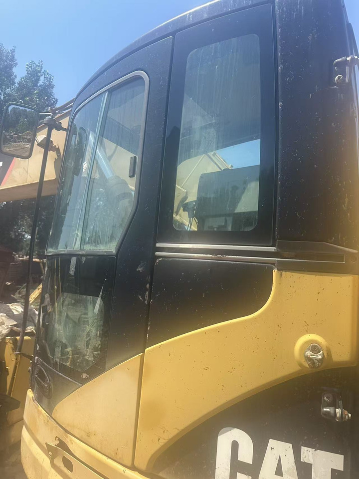 CATERPILLAR 314C - Cab for Excavator: picture 3 CATERPILLAR 314C - Cab for Excavator: picture 3