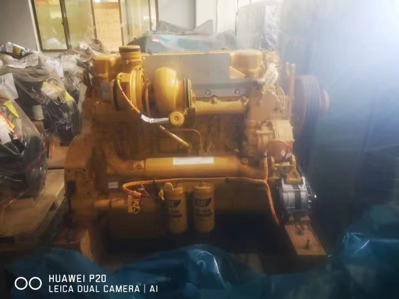 CATERPILLAR C18 - Engine and parts for Attachment: picture 1 CATERPILLAR C18 - Engine and parts for Attachment: picture 1