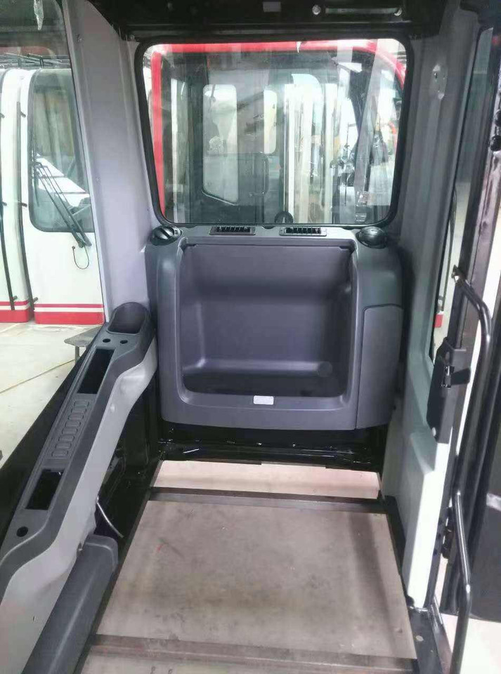CATERPILLAR E318C E315D E320C E320D - Cab for Excavator: picture 4 CATERPILLAR E318C E315D E320C E320D - Cab for Excavator: picture 4