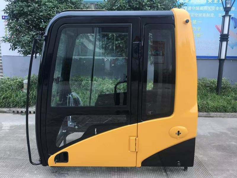 CATERPILLAR E318C E315D E320C E320D - Cab for Excavator: picture 2 CATERPILLAR E318C E315D E320C E320D - Cab for Excavator: picture 2