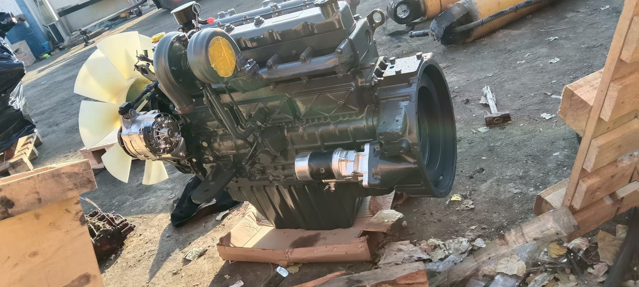 DOOSAN DB58TIS - Engine for Excavator: picture 2 DOOSAN DB58TIS - Engine for Excavator: picture 2