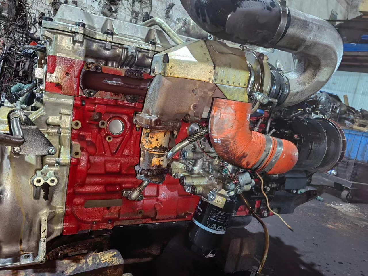 HINO J08E - Engine: picture 3 HINO J08E - Engine: picture 3