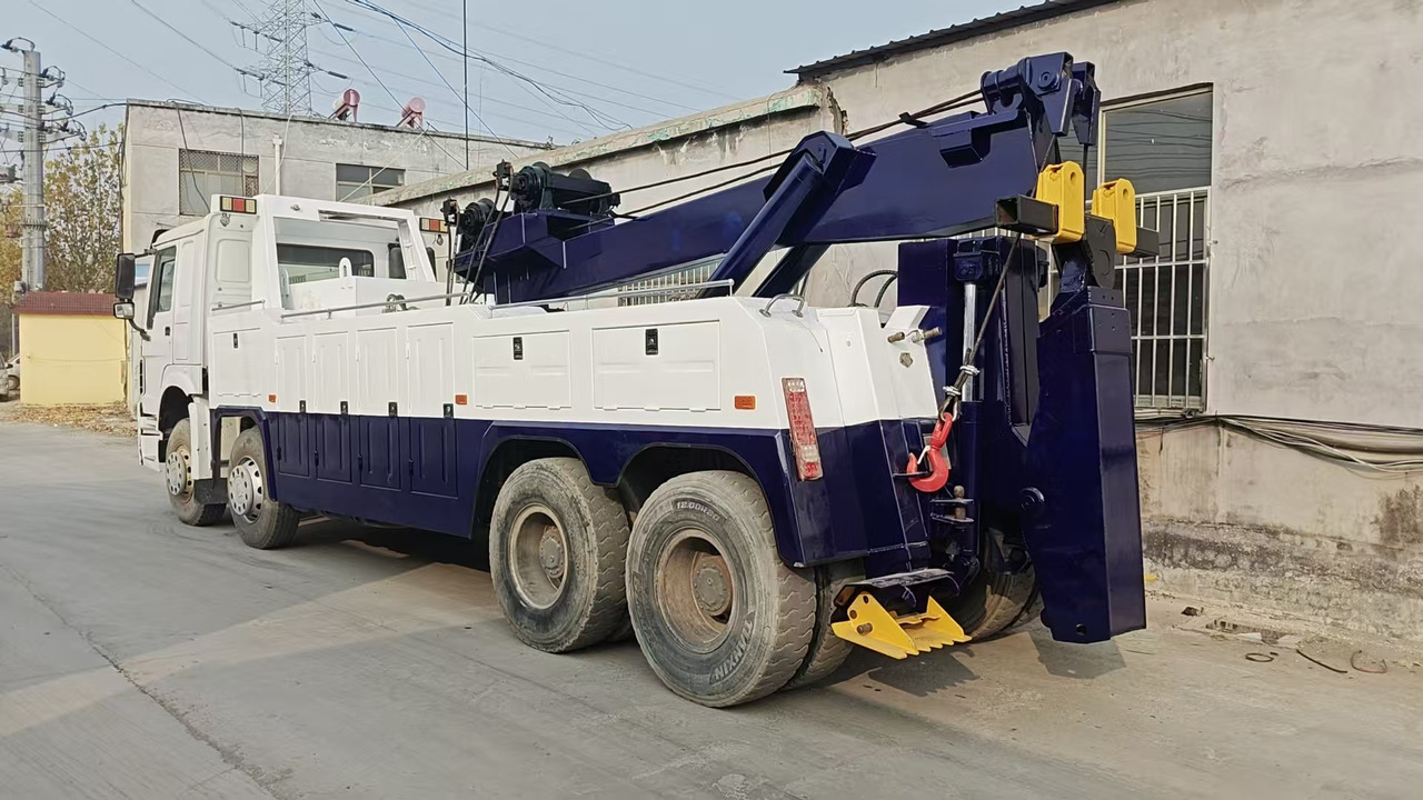 HOWO HOWO 375,8×4 - Tow truck: picture 1 HOWO HOWO 375,8×4 - Tow truck: picture 1
