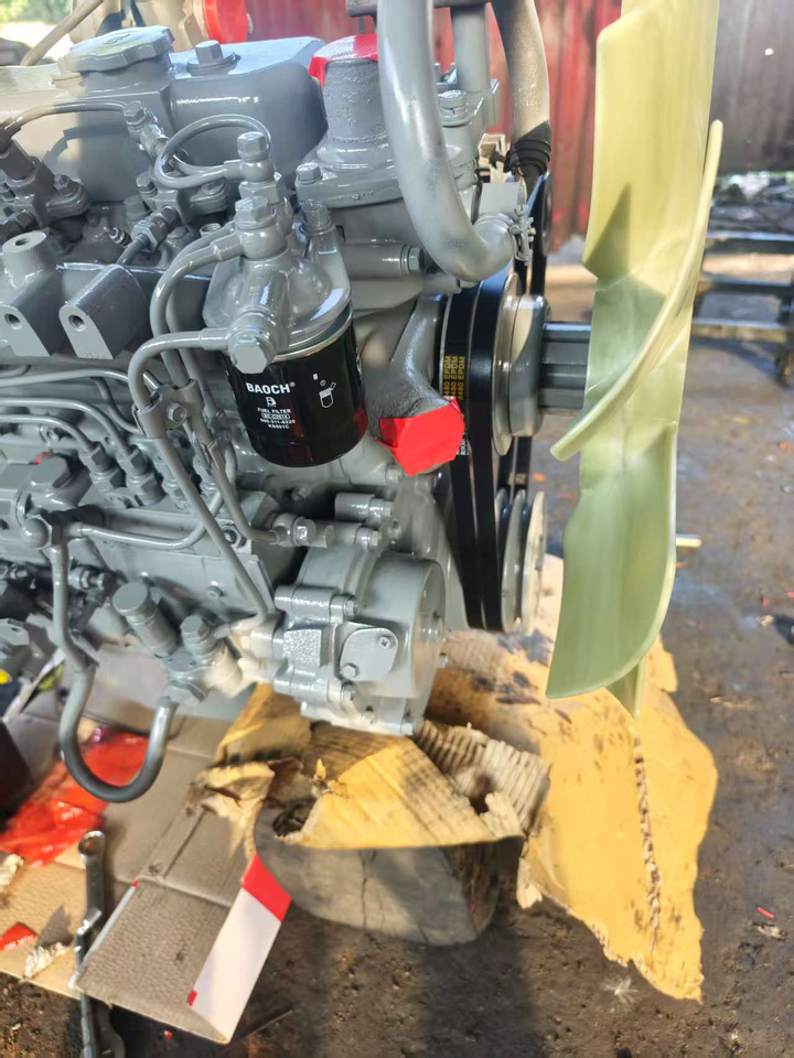 ISUZU 4BG1 - Engine for Excavator: picture 3 ISUZU 4BG1 - Engine for Excavator: picture 3