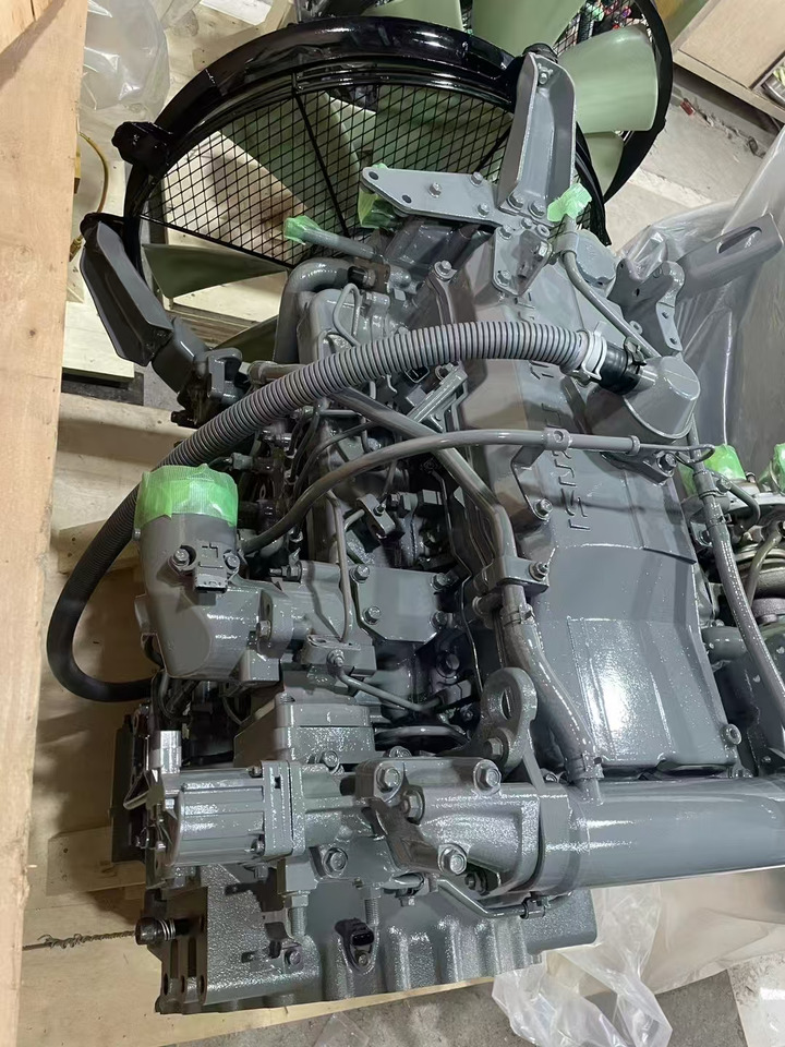 ISUZU 4HK1 - Engine for Excavator: picture 1 ISUZU 4HK1 - Engine for Excavator: picture 1