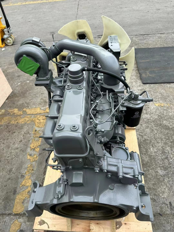 ISUZU 6SD1 - Engine for Excavator: picture 1 ISUZU 6SD1 - Engine for Excavator: picture 1