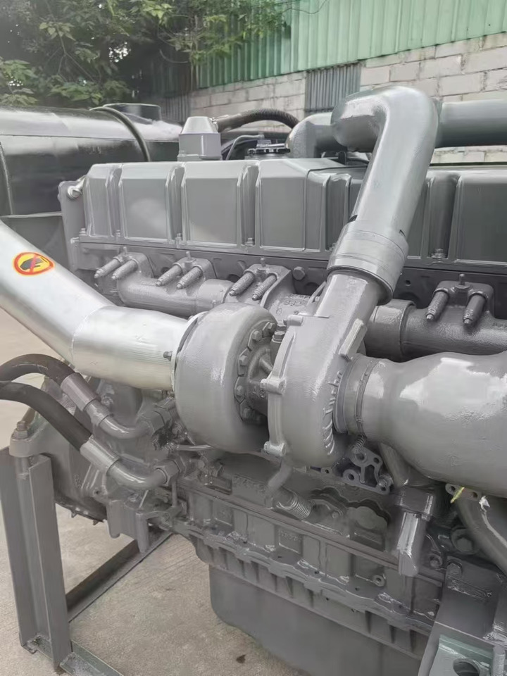 ISUZU 6WG1 - Engine for Excavator: picture 1 ISUZU 6WG1 - Engine for Excavator: picture 1