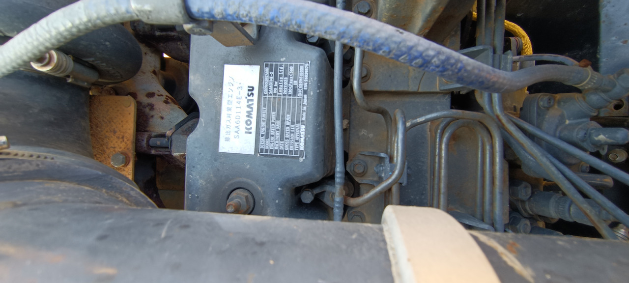 KOMATSU 6D114E - Engine for Excavator: picture 1 KOMATSU 6D114E - Engine for Excavator: picture 1