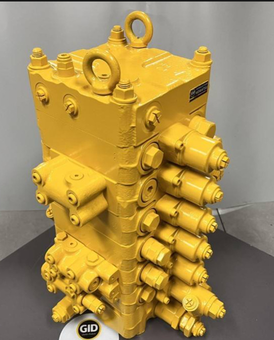 KOMATSU 723-57-11700 - Hydraulic valve for Excavator: picture 1 KOMATSU 723-57-11700 - Hydraulic valve for Excavator: picture 1