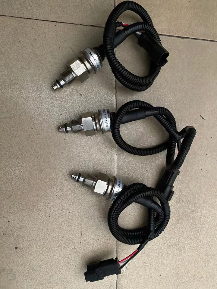 KOMATSU 7861-93-1620 - Sensor for Wheel loader: picture 1 KOMATSU 7861-93-1620 - Sensor for Wheel loader: picture 1