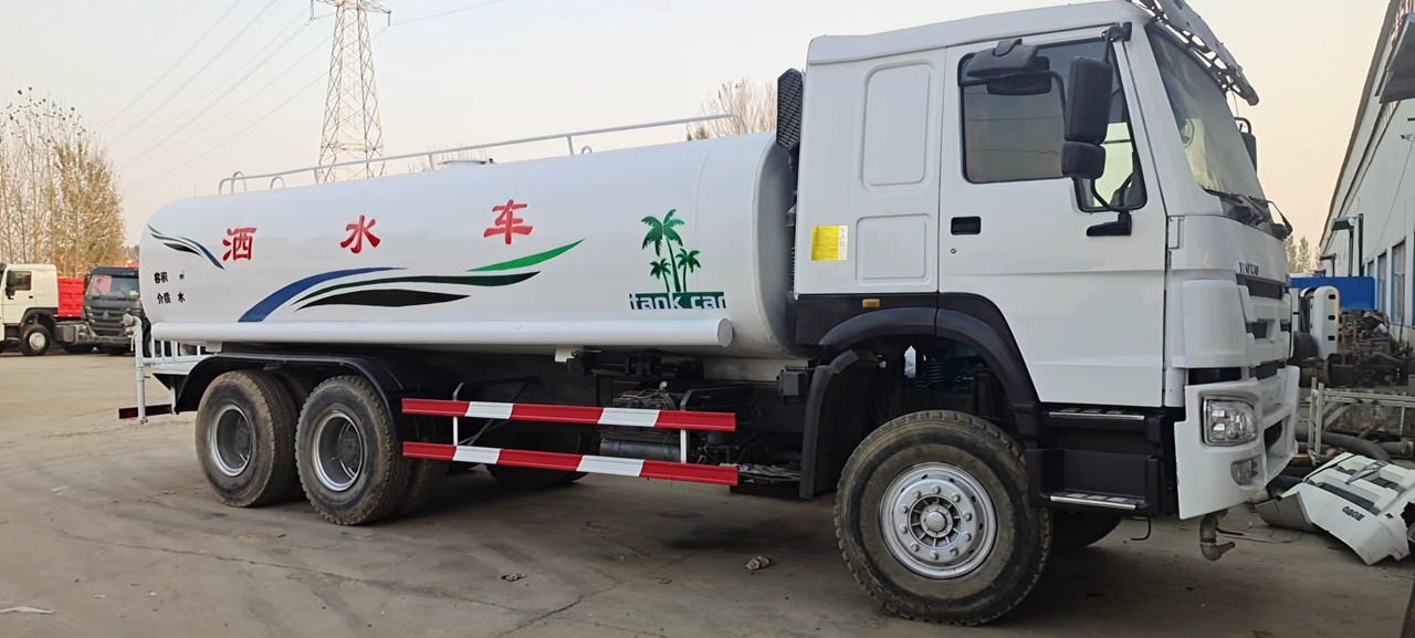 SINOTRUK 20 cubic meters tank - Tank truck: picture 2 SINOTRUK 20 cubic meters tank - Tank truck: picture 2