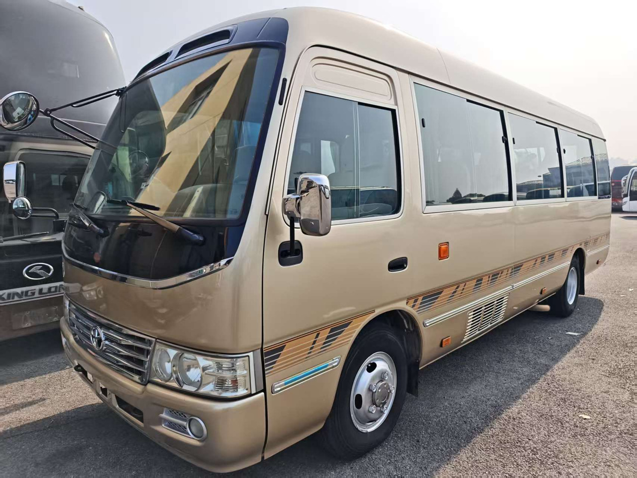 TOYOTA COASTER 23 seats - Coach: picture 1 TOYOTA COASTER 23 seats - Coach: picture 1