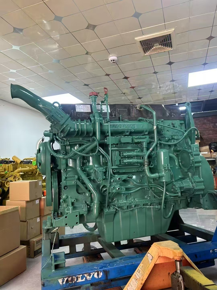 VOLVO D13 - Engine for Construction machinery: picture 2 VOLVO D13 - Engine for Construction machinery: picture 2