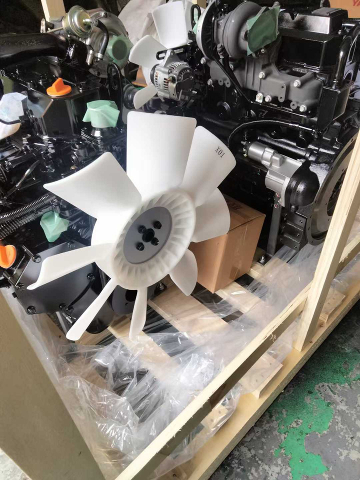 YANMAR 4TNV98T - Engine for Excavator: picture 3 YANMAR 4TNV98T - Engine for Excavator: picture 3