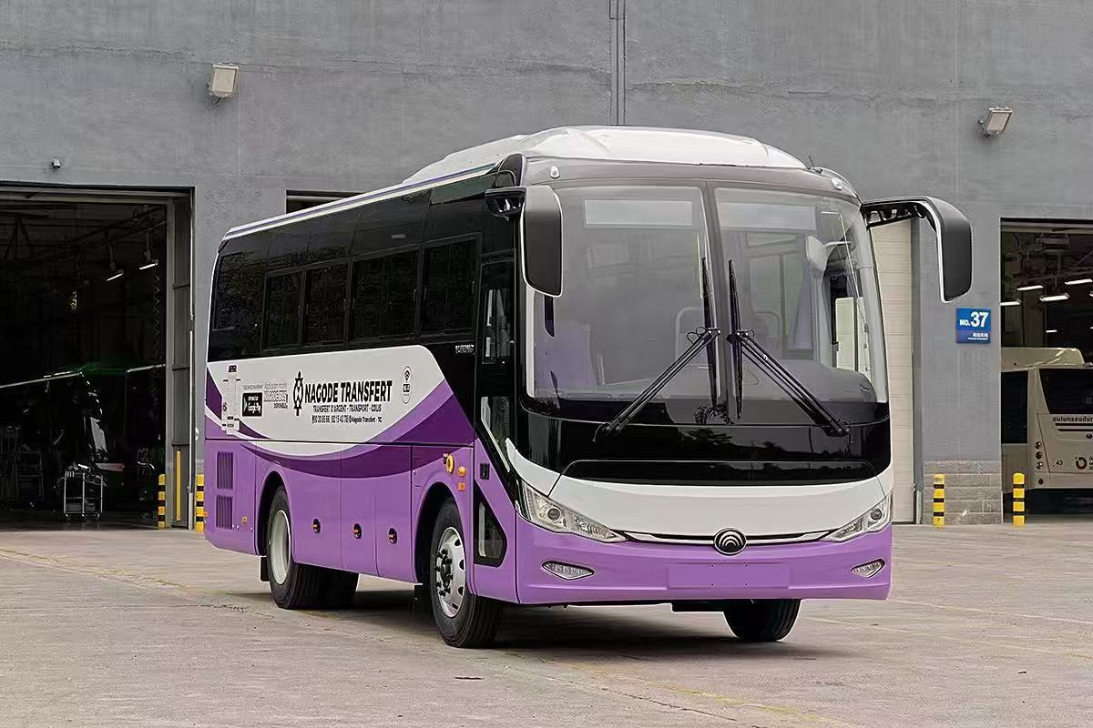 YUTONG 49+1+1 - City bus: picture 2 YUTONG 49+1+1 - City bus: picture 2