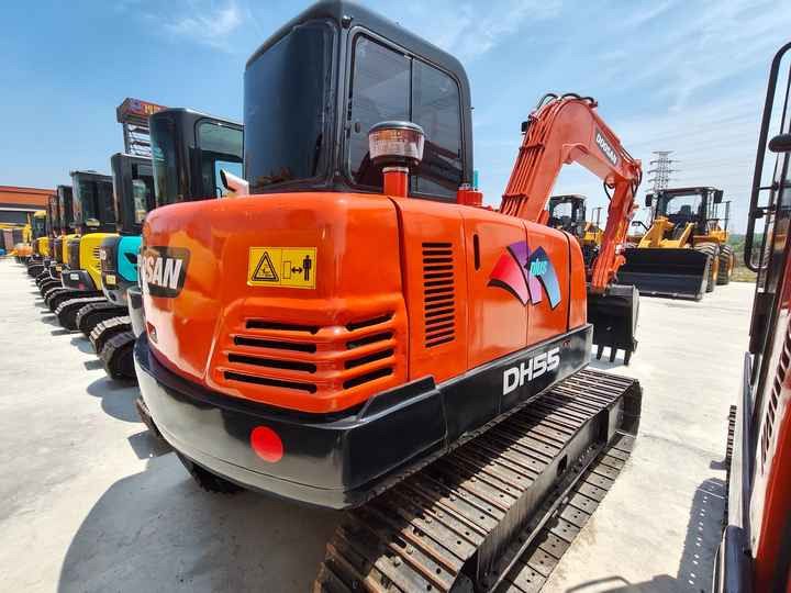 90% New Mini Excavator Doosan DH55, 5-Ton Mini Used Doosan Excavator with Low Price and Good Quality - Mini excavator: picture 4 90% New Mini Excavator Doosan DH55, 5-Ton Mini Used Doosan Excavator with Low Price and Good Quality - Mini excavator: picture 4