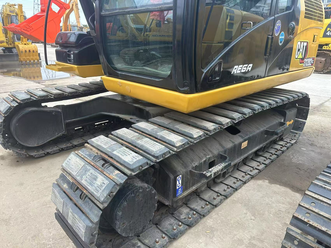 CATERPILLAR Second hand CAT Excavator 312D2 Hotsale - Crawler excavator: picture 3 CATERPILLAR Second hand CAT Excavator 312D2 Hotsale - Crawler excavator: picture 3