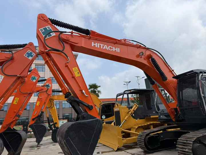 Certified Hitachi ZX350 Excavator | Low Hours, Full Service History | Global Shipping - Crawler excavator: picture 2 Certified Hitachi ZX350 Excavator | Low Hours, Full Service History | Global Shipping - Crawler excavator: picture 2