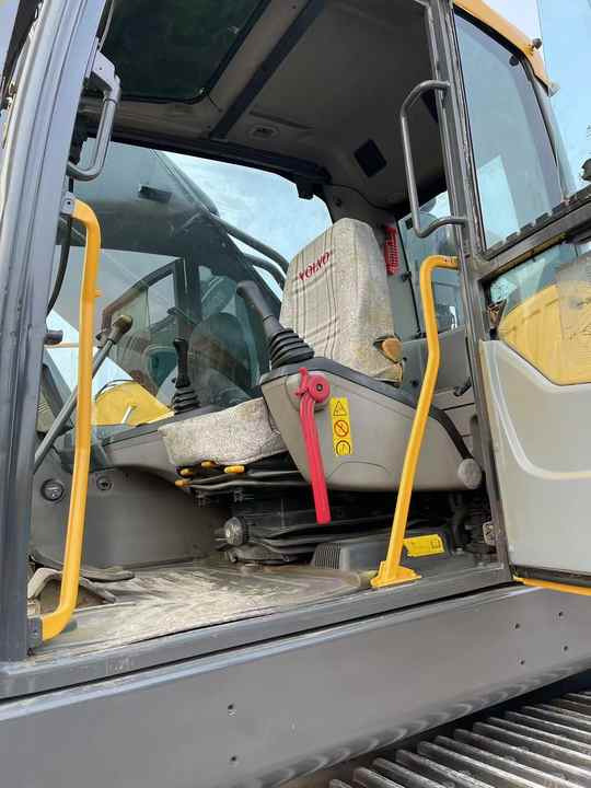 Good Condition VOLVO EC480DL Excavator Low Price Large Hydraulic Crawler Excavator volvo 480dl for Sale - Crawler excavator: picture 2 Good Condition VOLVO EC480DL Excavator Low Price Large Hydraulic Crawler Excavator volvo 480dl for Sale - Crawler excavator: picture 2