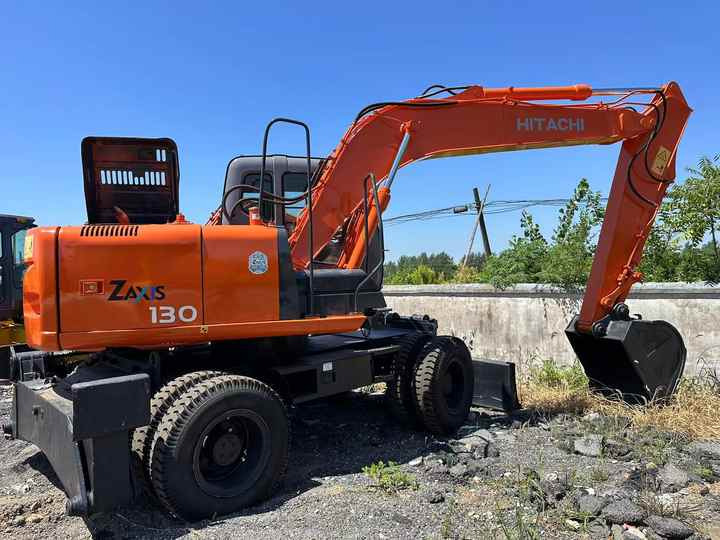 Hot Sale! Used Hitachi ZX130 Wheel Excavator |Excellent Condition| Best Price | Perfect for Construction & Road Projects - Wheel excavator: picture 2 Hot Sale! Used Hitachi ZX130 Wheel Excavator |Excellent Condition| Best Price | Perfect for Construction & Road Projects - Wheel excavator: picture 2