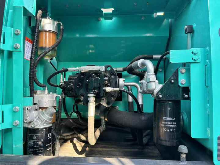 New Arrival Kobelco Sk200D 20tons Crawler Excavator for Sale 90% Brand New Kobelco Sk140 200 350 Digger in Stock - Excavator: picture 5 New Arrival Kobelco Sk200D 20tons Crawler Excavator for Sale 90% Brand New Kobelco Sk140 200 350 Digger in Stock - Excavator: picture 5