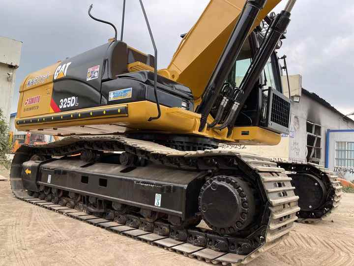 Used Digger CAT 325DL Construction Machinery Construction Digger Used CAT 325DL Cheap Excavator - Crawler excavator: picture 3 Used Digger CAT 325DL Construction Machinery Construction Digger Used CAT 325DL Cheap Excavator - Crawler excavator: picture 3