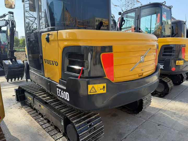 Used Digger VOLVO EC60D Construction Machinery Construction Digger Used VOLVO EC60D Cheap Excavator - Mini excavator: picture 3 Used Digger VOLVO EC60D Construction Machinery Construction Digger Used VOLVO EC60D Cheap Excavator - Mini excavator: picture 3