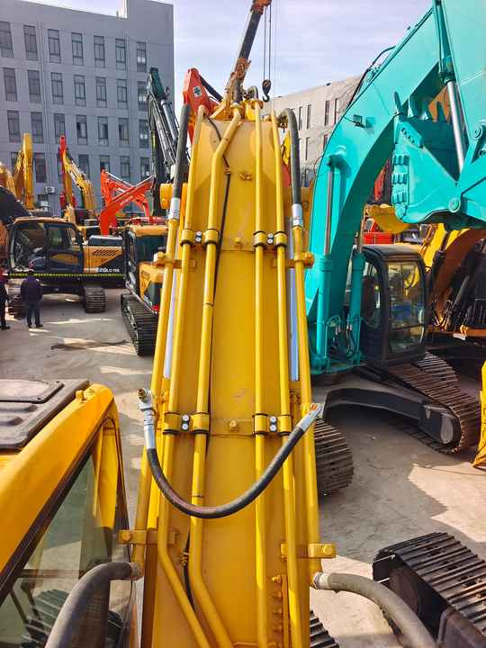 Used Good Quality Japan Original PC200-7 in Good Condition PC200-7 Komatsu - Crawler excavator: picture 3 Used Good Quality Japan Original PC200-7 in Good Condition PC200-7 Komatsu - Crawler excavator: picture 3