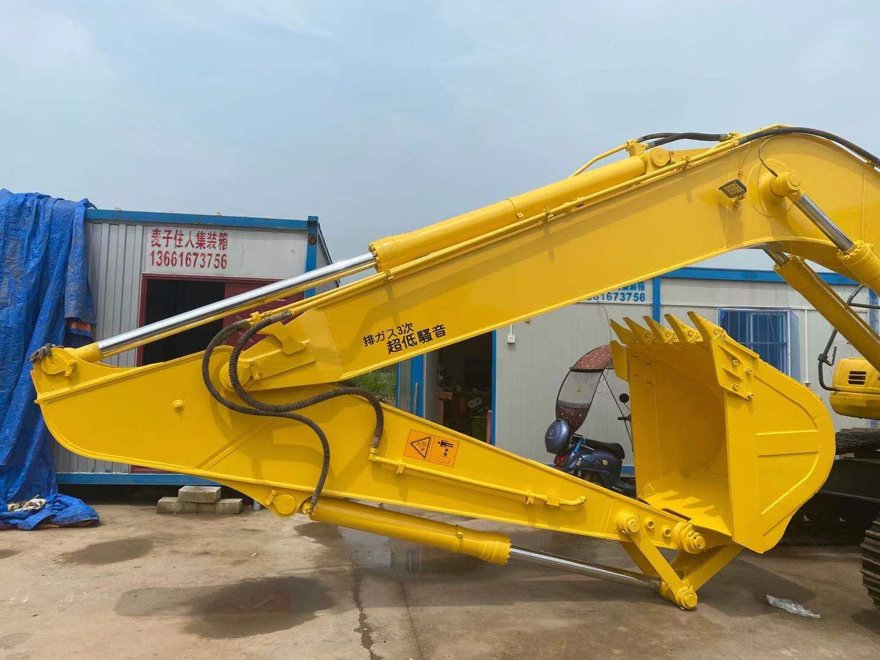Used Good Quality Japan Original PC220-6 in Good Condition PC220-6 Komatsu - Crawler excavator: picture 2 Used Good Quality Japan Original PC220-6 in Good Condition PC220-6 Komatsu - Crawler excavator: picture 2
