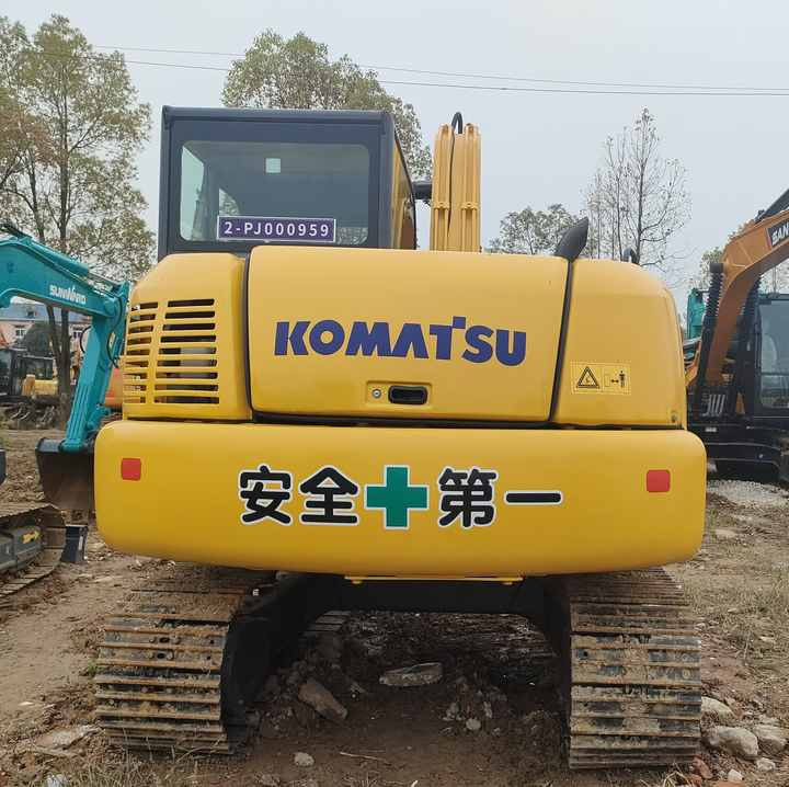 Used Heavy Machinery Komatsu PC70-8 Digger Cheap for Sale - Crawler excavator: picture 5 Used Heavy Machinery Komatsu PC70-8 Digger Cheap for Sale - Crawler excavator: picture 5