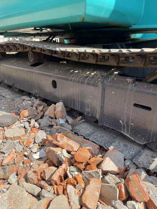 Used High-quality Original Japan Kobelco SK60 Crawler Excavator in Hefei - Excavator: picture 5 Used High-quality Original Japan Kobelco SK60 Crawler Excavator in Hefei - Excavator: picture 5