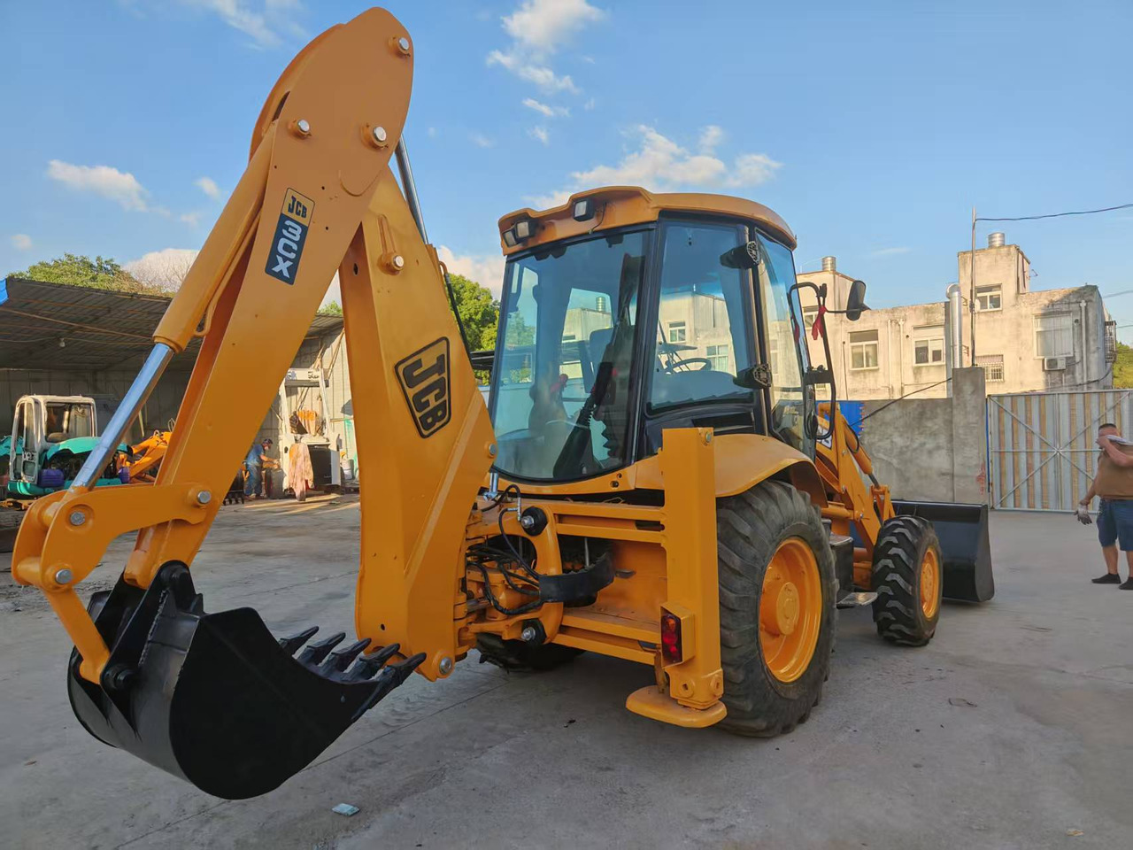 Used Second-hand Backhoe JCB 3CX - Backhoe loader: picture 4 Used Second-hand Backhoe JCB 3CX - Backhoe loader: picture 4