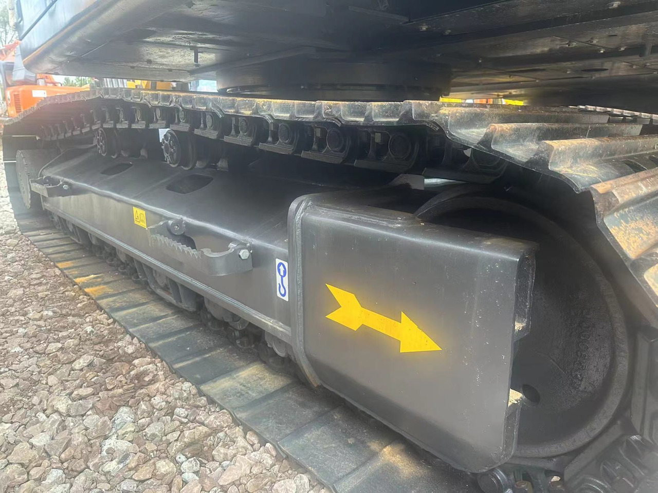 Used VOLVO EC210 Excavator Efficient Heavy Construction Equipment with Original Engine Second Hand Crawler Excavator - Excavator: picture 2 Used VOLVO EC210 Excavator Efficient Heavy Construction Equipment with Original Engine Second Hand Crawler Excavator - Excavator: picture 2