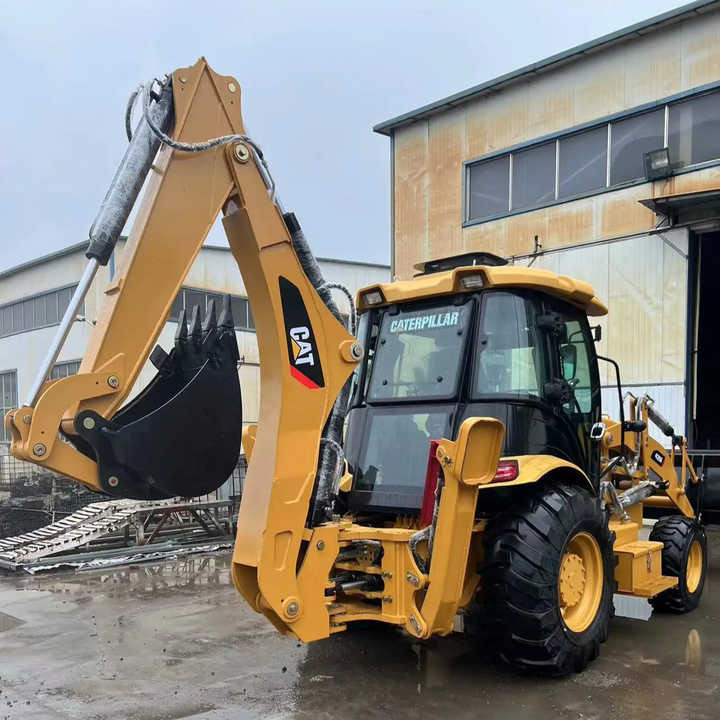 Used Wheel Loader CAT420F Caterpillar 420F Construction Machinery Mini Wheel Skid Steer Loader in Stock - Wheel loader: picture 3 Used Wheel Loader CAT420F Caterpillar 420F Construction Machinery Mini Wheel Skid Steer Loader in Stock - Wheel loader: picture 3