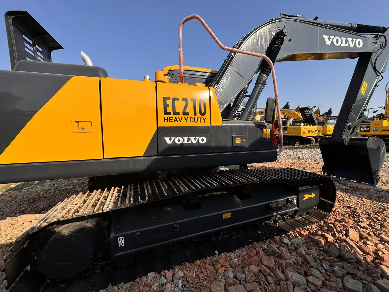 VOLVO Used Excellent Excavator EC210 on Sale - Crawler excavator: picture 1 VOLVO Used Excellent Excavator EC210 on Sale - Crawler excavator: picture 1