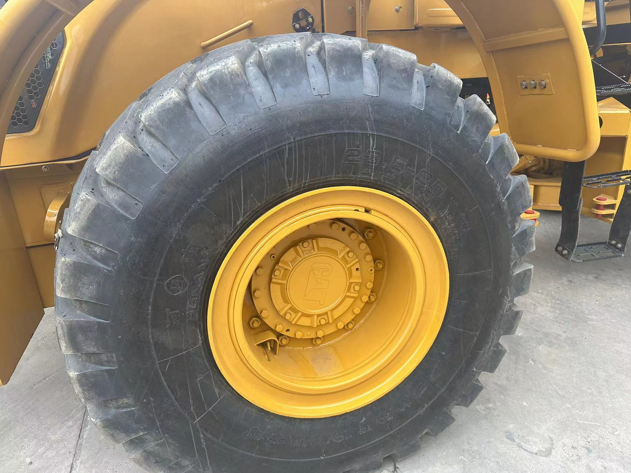 WHEEL LOADER Used Caterpillar 966h Loader for Sale Lots of Heavy Equipment in Stock Wight 5tons Wheel Loader - Wheel loader: picture 4 WHEEL LOADER Used Caterpillar 966h Loader for Sale Lots of Heavy Equipment in Stock Wight 5tons Wheel Loader - Wheel loader: picture 4