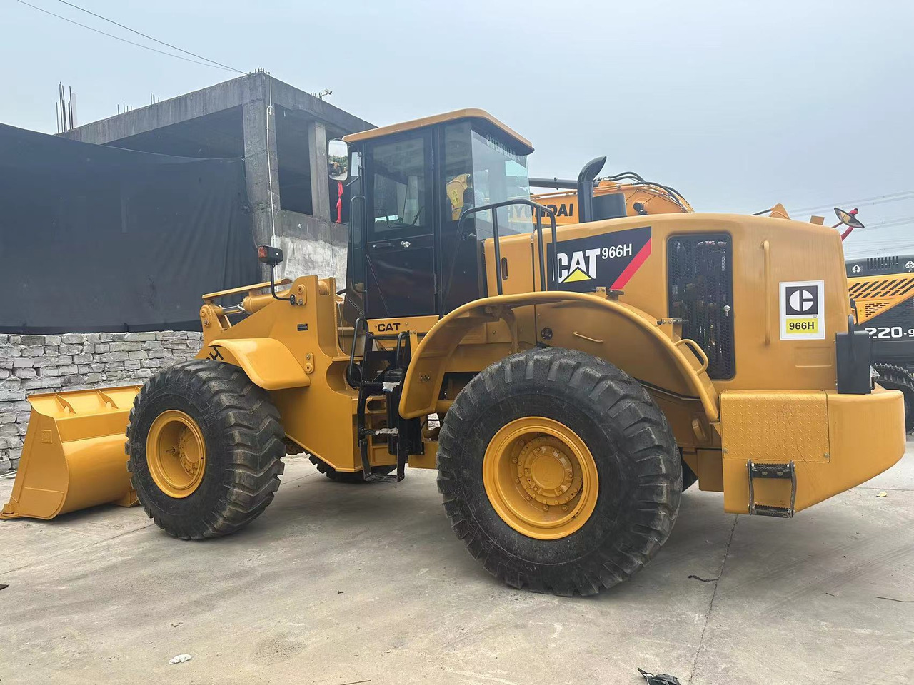 WHEEL LOADER Used Caterpillar 966h Loader for Sale Lots of Heavy Equipment in Stock Wight 5tons Wheel Loader - Wheel loader: picture 1 WHEEL LOADER Used Caterpillar 966h Loader for Sale Lots of Heavy Equipment in Stock Wight 5tons Wheel Loader - Wheel loader: picture 1
