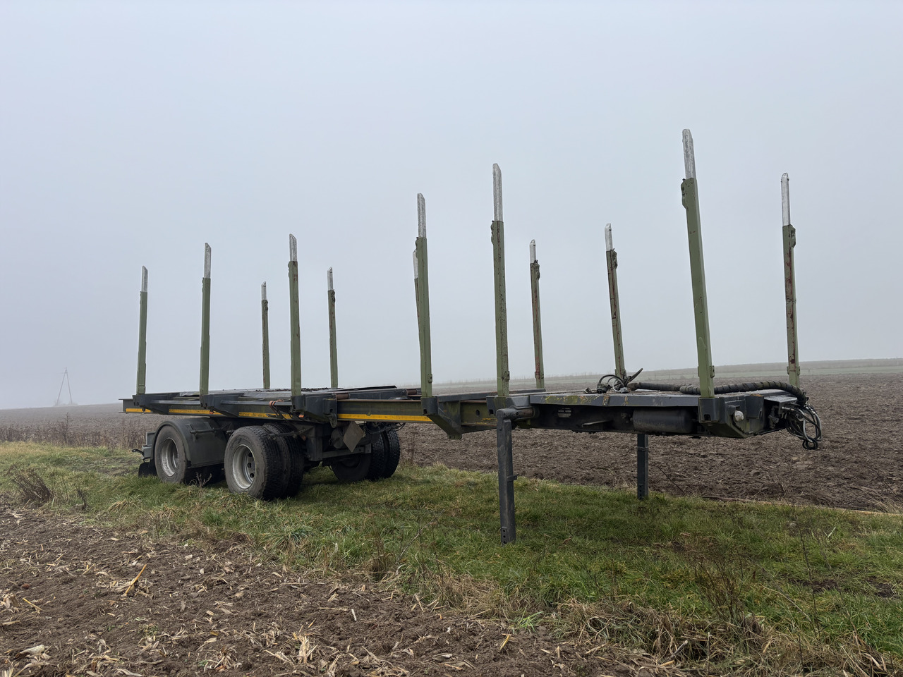 DieBolt S354ED - Timber semi-trailer: picture 1 DieBolt S354ED - Timber semi-trailer: picture 1