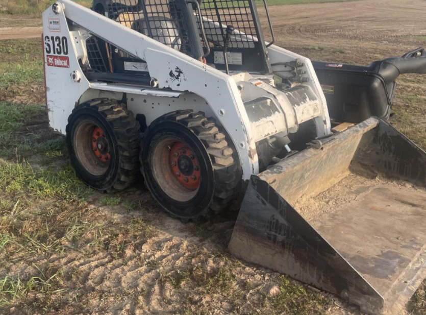 BOBCAT S130 - Skid steer loader: picture 2 BOBCAT S130 - Skid steer loader: picture 2