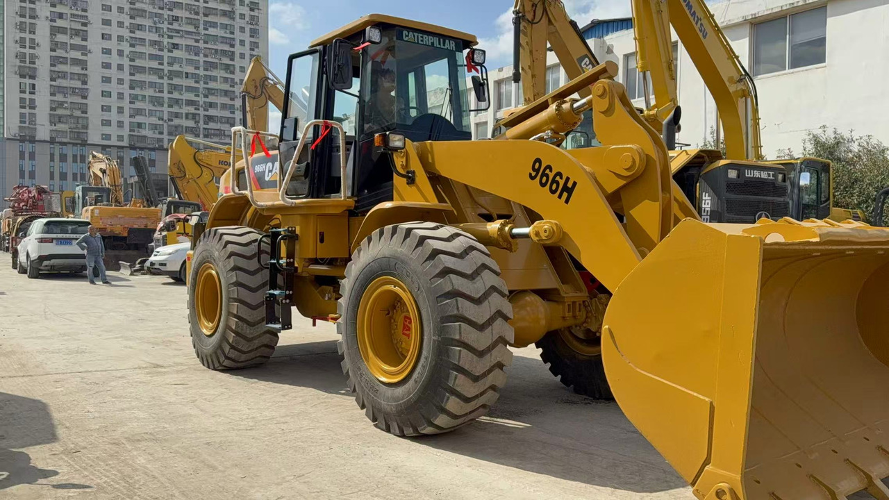 CATERPILLAR 966H - Wheel loader: picture 4 CATERPILLAR 966H - Wheel loader: picture 4
