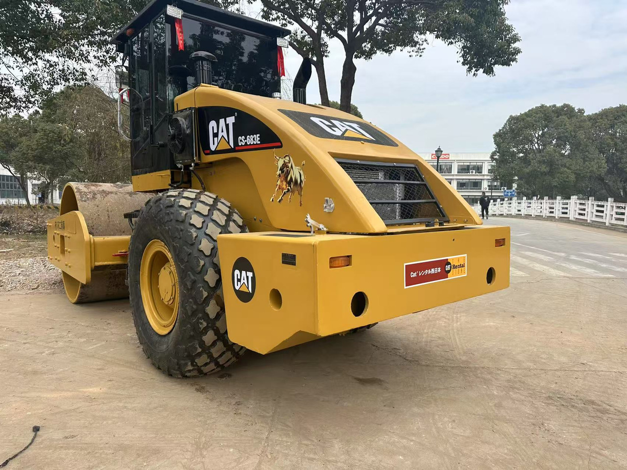 CATERPILLAR CS683E - Road roller: picture 2 CATERPILLAR CS683E - Road roller: picture 2