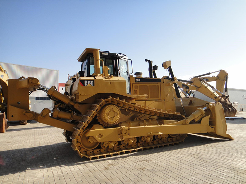 CATERPILLAR D8N - Bulldozer: picture 1 CATERPILLAR D8N - Bulldozer: picture 1